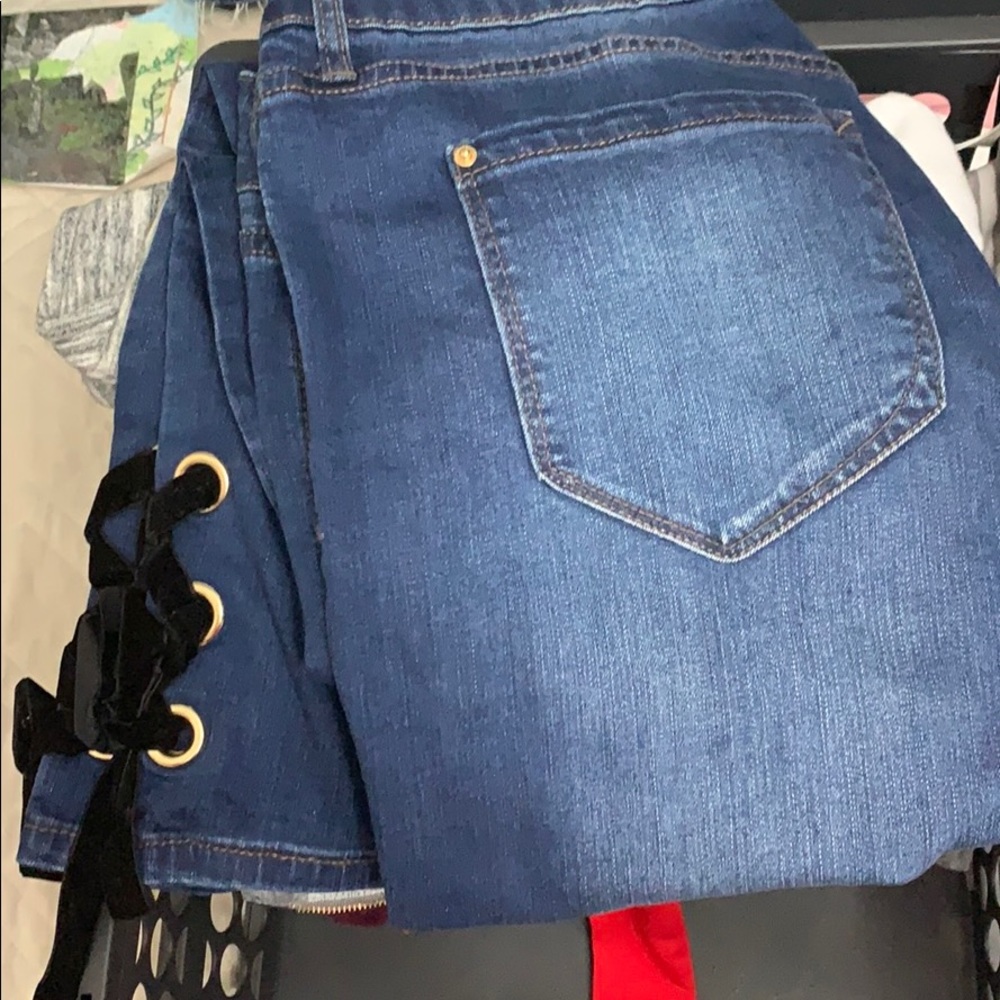 Stylish Kensie jeans!